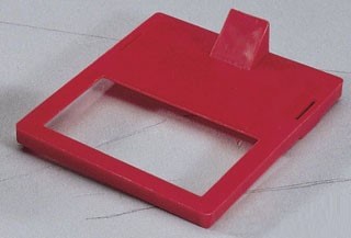 Cleat for 480/600V Single/Multi-Pole Lockouts, Card of 2